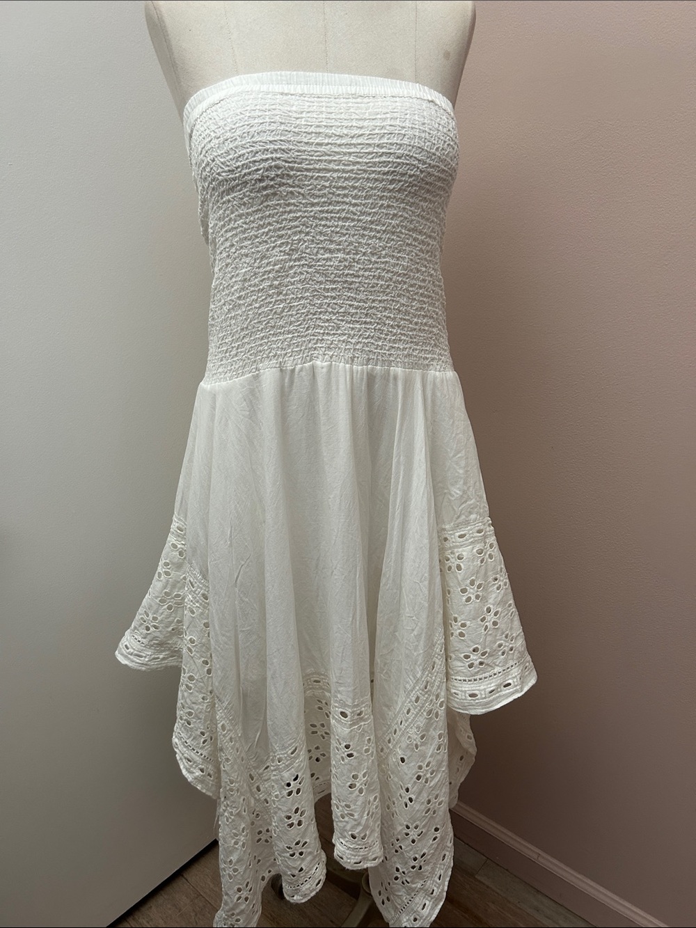 White cotton Eyelet Asymmetrical Maxi Skirt - Women size M - Picture 3 of 15